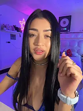 lucianaroy online show from 24, 4, 2026