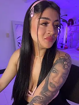 lucianaroy online show from 28, 10, 2025