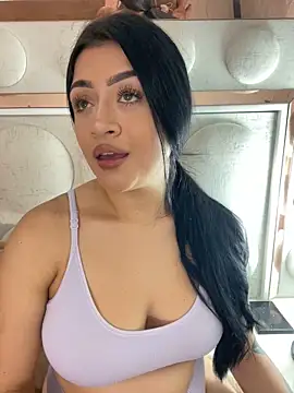 lucianaroy online show from 28, 2, 2025