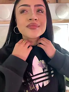 lucianaroy online show from 22, 2, 2025