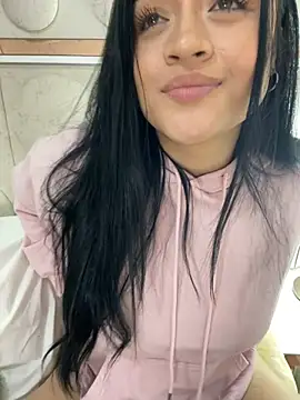 lucianaroy online show from 8, 3, 2025