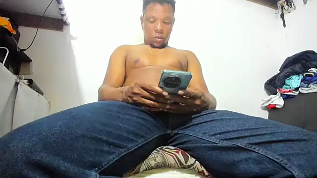 hugo3918  online show from 24, 11, 2025