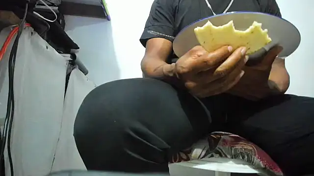 hugo3918  online show from 13, 3, 2026