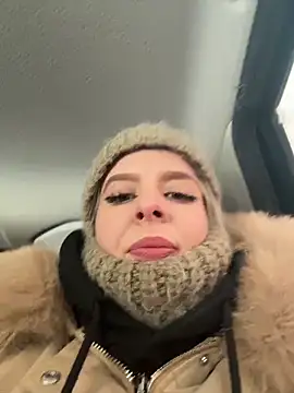 LikaCat online show from 3, 3, 2026