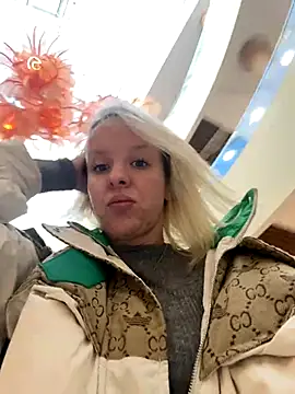 LikaCat online show from 10, 10, 2025