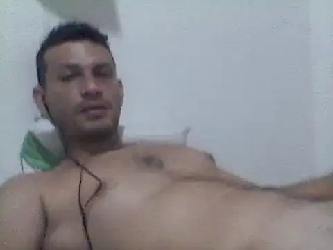 Snapshot of Carlos0334 chatting on 15, 7, 2026 Carlos0334 online show from 15, 7, 2026