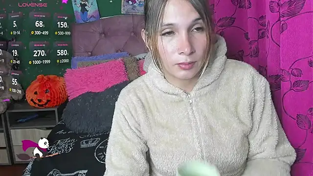 Tiffany bunny2023 online show from 27, 10, 2025