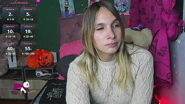 Tiffany bunny2023 online show from 31, 10, 2025