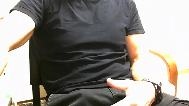 Snapshot of bycho chatting on 24, 11, 2025 bycho online show from 24, 11, 2025