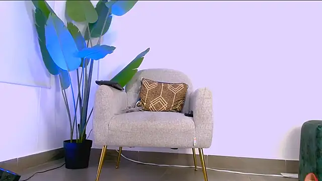 Snapshot of Sara_ow chatting on 16, 5, 2026 Sara ow online show from 16, 5, 2026