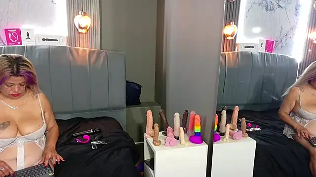 Snapshot of Natasha_699 chatting on 28, 11, 2025 Natasha 699 online show from 28, 11, 2025