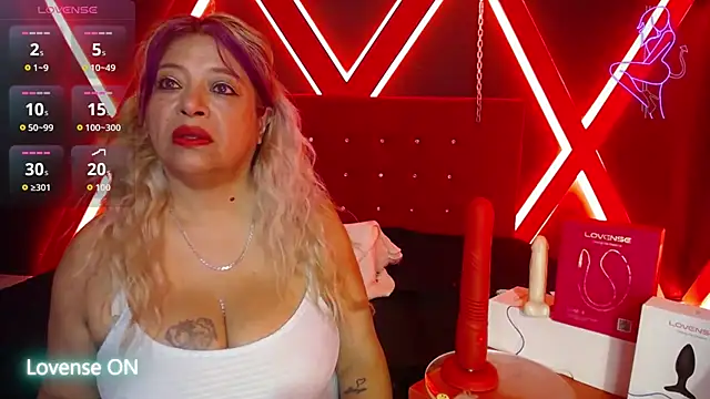 Snapshot of Natasha_699 chatting on 7, 10, 2025 Natasha 699 online show from 7, 10, 2025