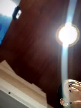 MarianaBenz online show from 5, 11, 2025