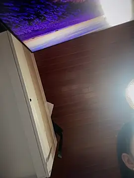 MarianaBenz online show from 15, 10, 2025