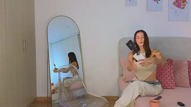 KristennBlue online show from 27, 2, 2026