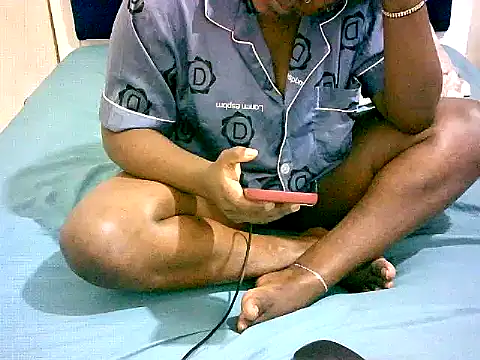 honeypotsweet online show from 11, 4, 2026