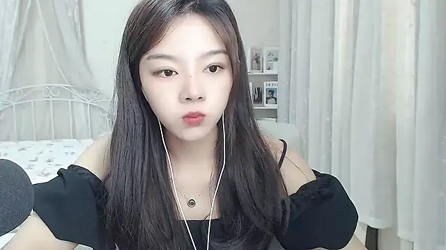 Snapshot of Jenny-Z chatting on 18, 5, 2026 Jenny-Z online show from 18, 5, 2026