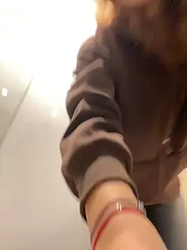 QuitieLia online show from 15, 2, 2026