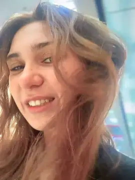 QuitieLia online show from 20, 9, 2025