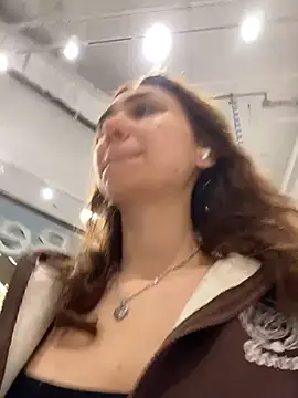 QuitieLia online show from 28, 3, 2026