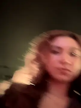 QuitieLia online show from 6, 10, 2025