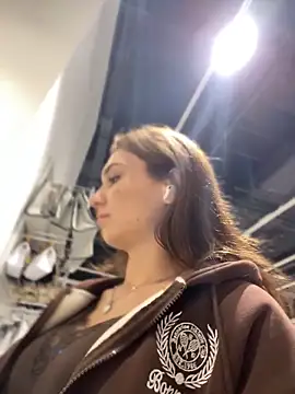 QuitieLia online show from 22, 4, 2026