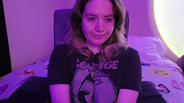 InternetFairy XO online show from 3, 12, 2025