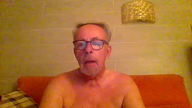 Snapshot of tuggy59 chatting on 21, 7, 2026 tuggy59 online show from 21, 7, 2026