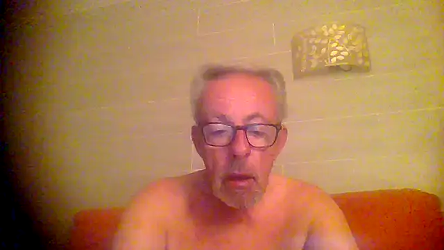 tuggy59 online show from 22, 10, 2025