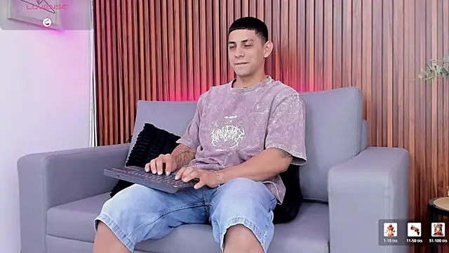 Alex cute77 online show from 19, 3, 2026