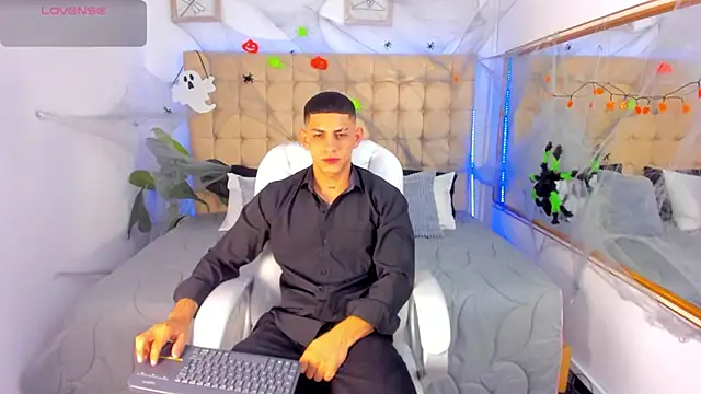 Alex cute77 online show from 25, 10, 2025