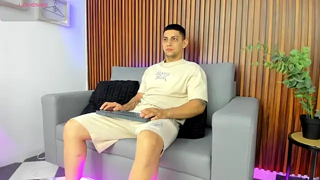 Alex cute77 online show from 9, 4, 2026