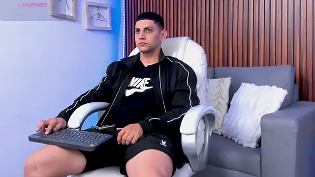 Alex cute77 online show from 23, 5, 2026