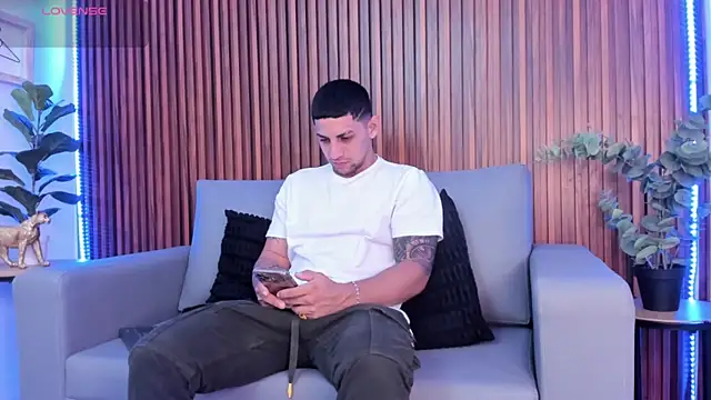 Alex cute77 online show from 5, 3, 2026