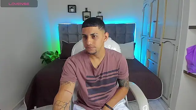 Alex cute77 online show from 12, 2, 2025