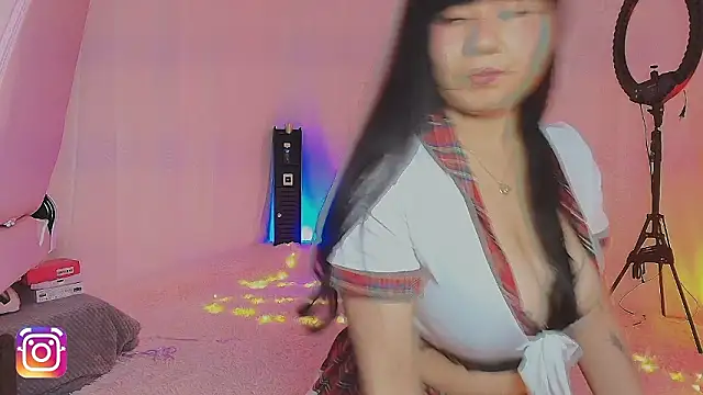 lili taylor online show from 15, 2, 2026