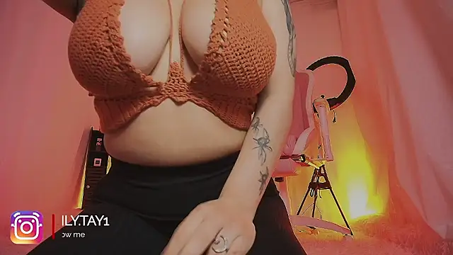 lili taylor online show from 5, 2, 2026