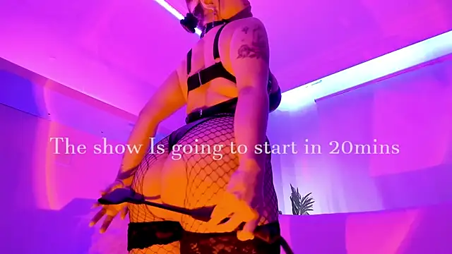 Snapshot of Gloomydoll chatting on 22, 5, 2026 Gloomydoll online show from 22, 5, 2026