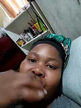 Real1SweetQueen online show from 3, 3, 2025