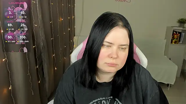 Akemi BBW online show from 9, 4, 2026