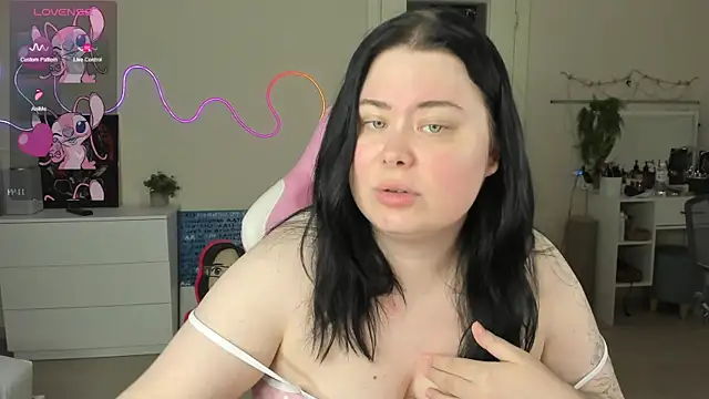 Akemi BBW online show from 16, 7, 2026