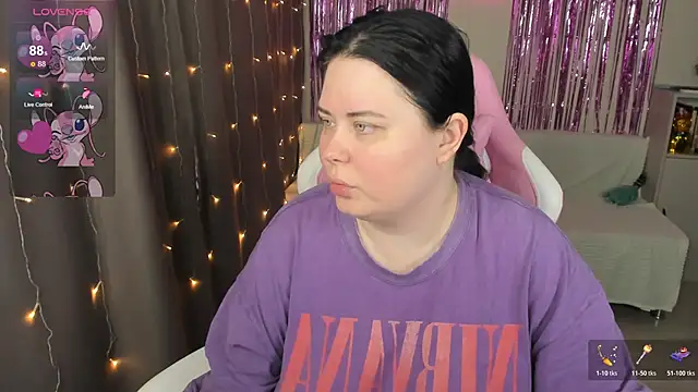 Snapshot of Akemi_BBW chatting on 15, 5, 2026 Akemi BBW online show from 15, 5, 2026