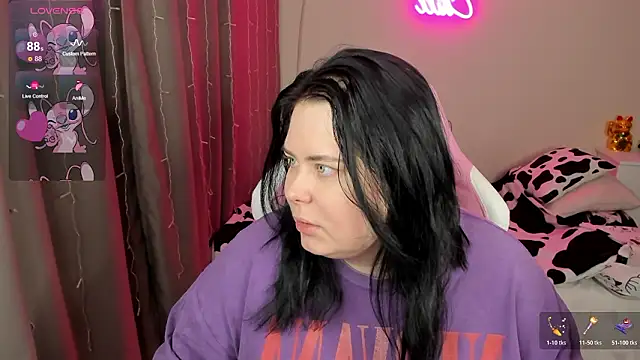 Akemi BBW online show from 5, 3, 2026