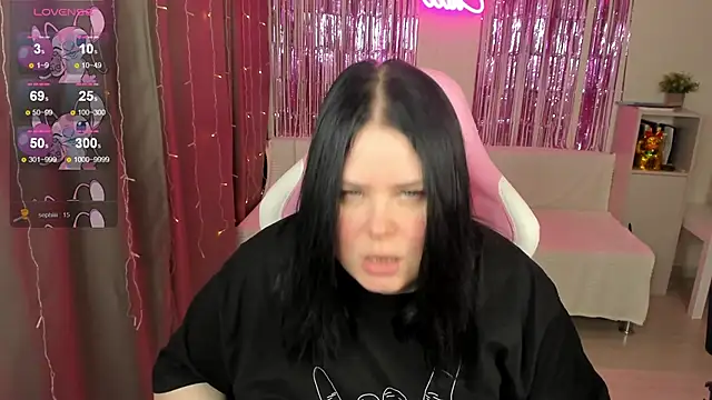 Snapshot of Akemi_BBW chatting on 30, 4, 2026 Akemi BBW online show from 30, 4, 2026
