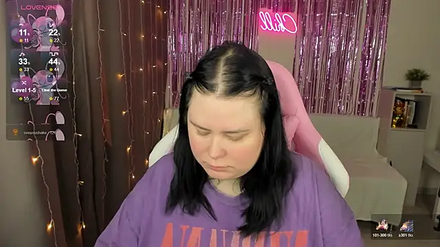 Snapshot of Akemi_BBW chatting on 6, 5, 2026 Akemi BBW online show from 6, 5, 2026