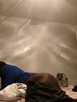 Snapshot of icyMike43 chatting on 11, 2, 2026 icyMike43 online show from 11, 2, 2026