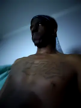 Snapshot of icyMike43 chatting on 12, 3, 2026 icyMike43 online show from 12, 3, 2026