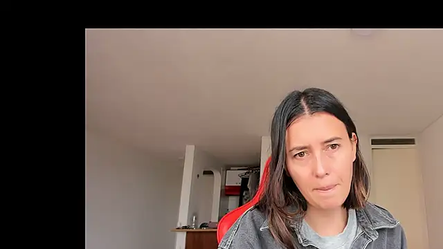 zoe jeane beker online show from 9, 2, 2025