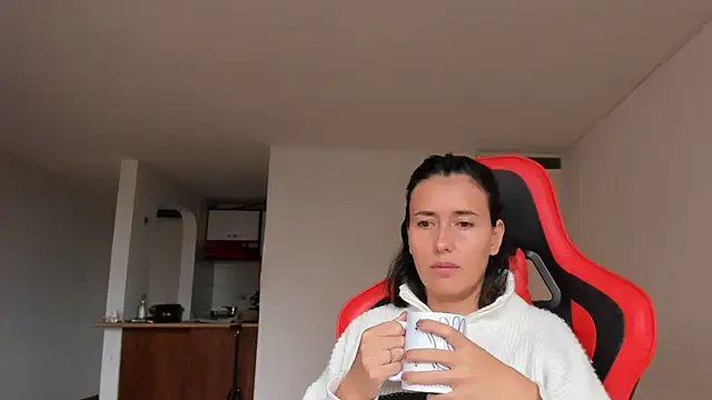 zoe jeane beker online show from 16, 2, 2025