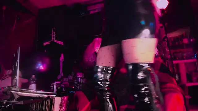 astarrot online show from 9, 4, 2026